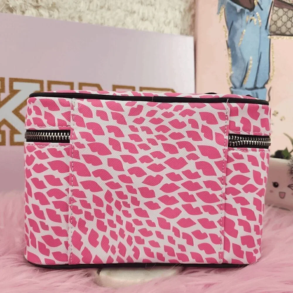 ❤️ Victoria's Secret Train Case – Lips Print Vintage Glamour! ❤️